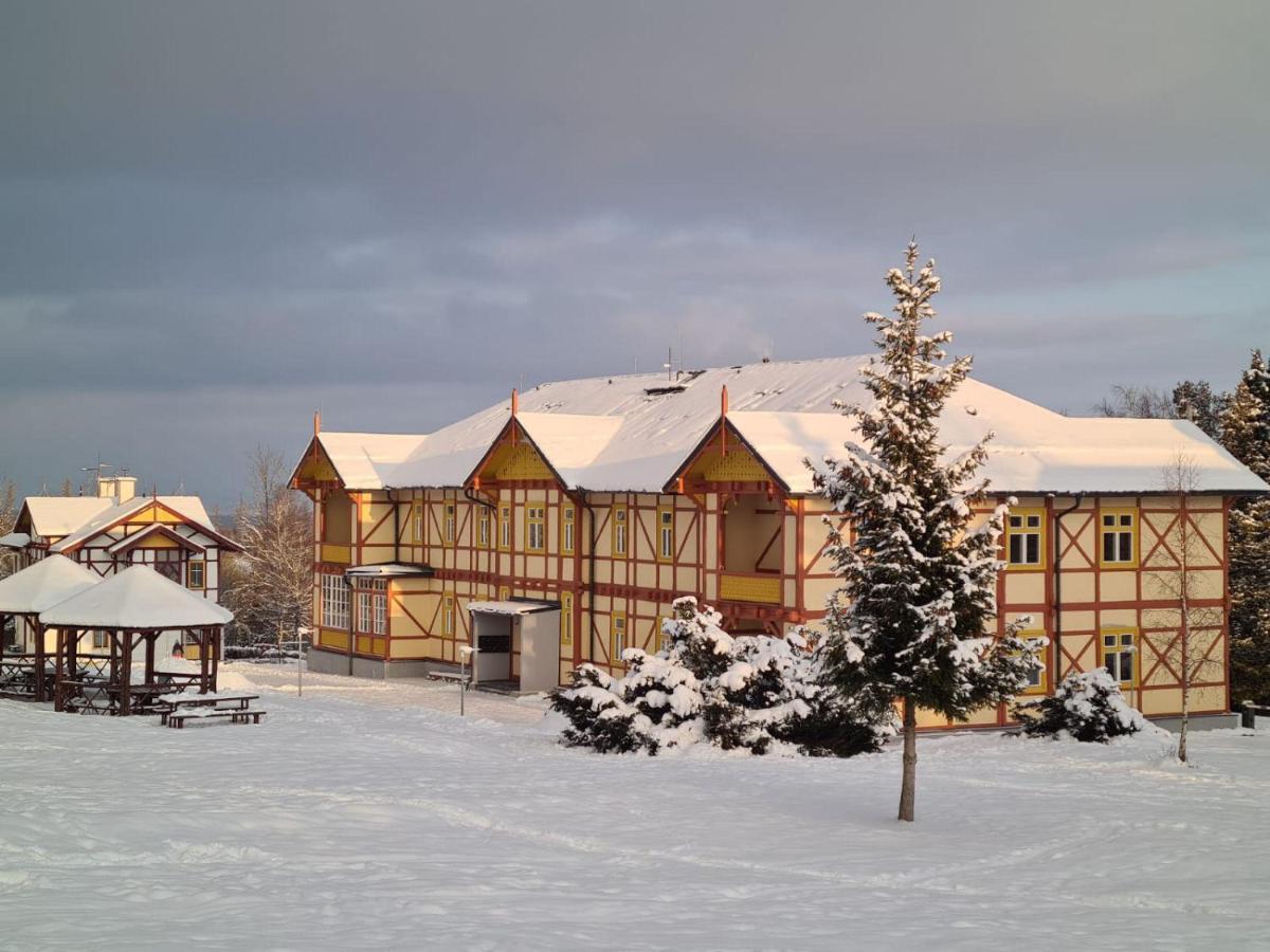 Apartman Srnka S Vyhladom Na Vysoke Tatry Exterior photo