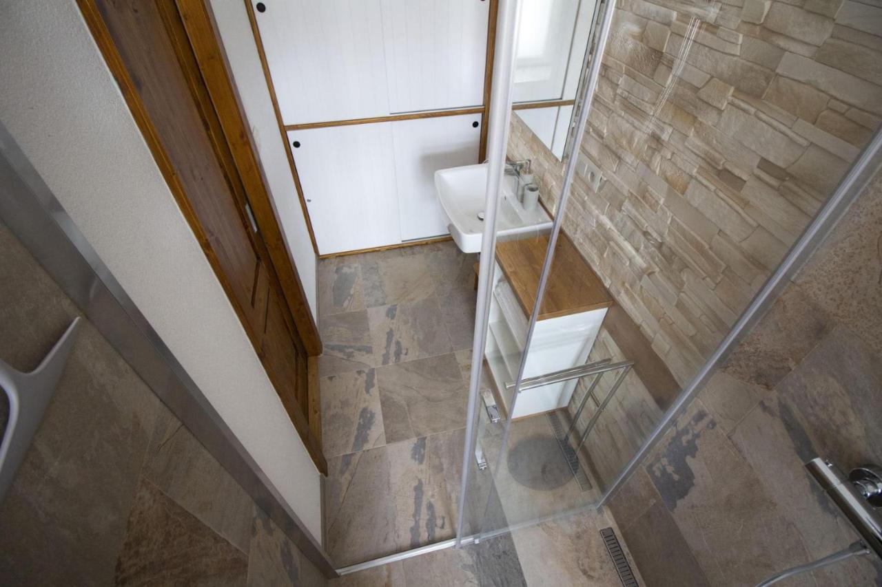 Apartman Srnka S Vyhladom Na Vysoke Tatry Exterior photo